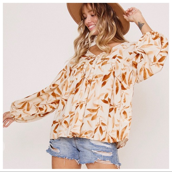 #37 Chic Leaf Print Pleating Top - Picture 6 of 6